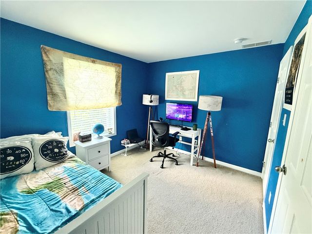 3745 Mitchell Rd, Neshannock Twp, PA 16105