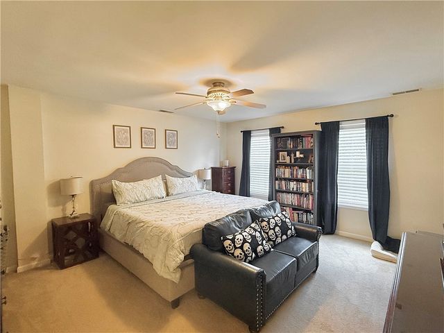 3745 Mitchell Rd, Neshannock Twp, PA 16105