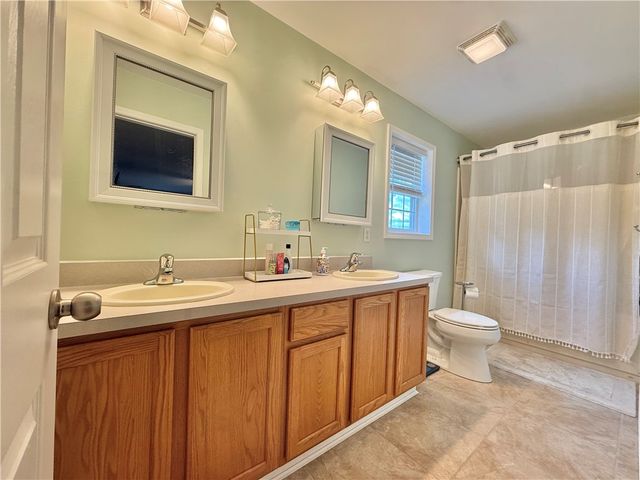 3745 Mitchell Rd, Neshannock Twp, PA 16105