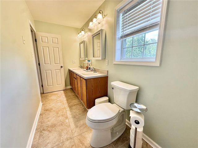 3745 Mitchell Rd, Neshannock Twp, PA 16105