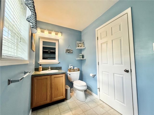 3745 Mitchell Rd, Neshannock Twp, PA 16105