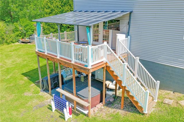 3745 Mitchell Rd, Neshannock Twp, PA 16105
