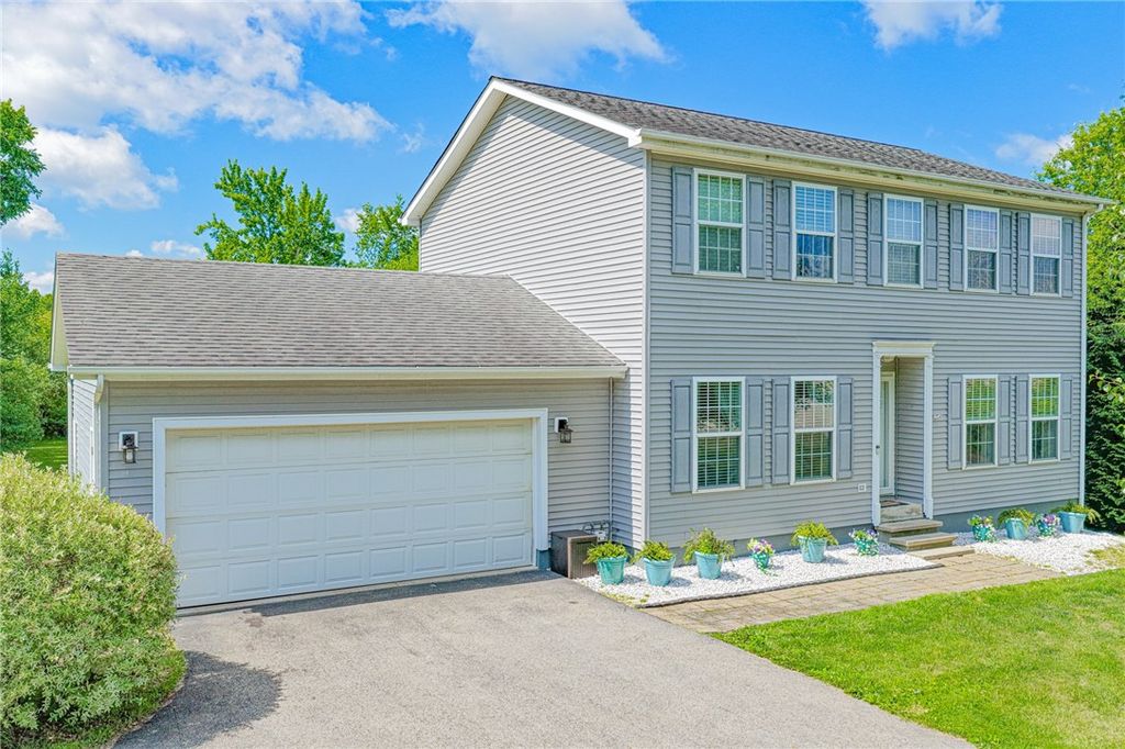 3745 Mitchell Rd, Neshannock Twp, PA 16105
