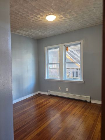 151 Salem 1, Lowell, MA 01851