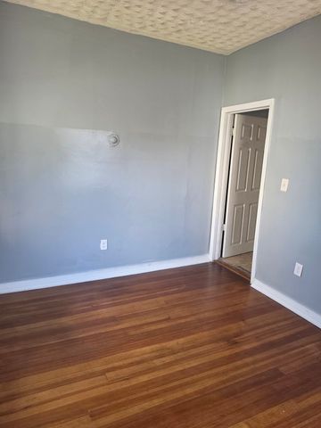 151 Salem 1, Lowell, MA 01851