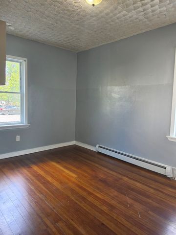 151 Salem 1, Lowell, MA 01851
