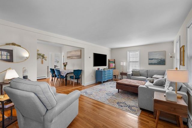 38 Brook St, Georgetown, MA 01833