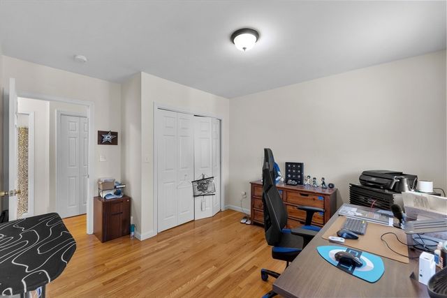 38 Brook St, Georgetown, MA 01833