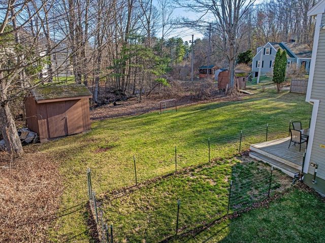 38 Brook St, Georgetown, MA 01833