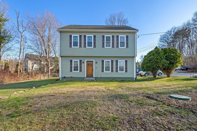 38 Brook St, Georgetown, MA 01833