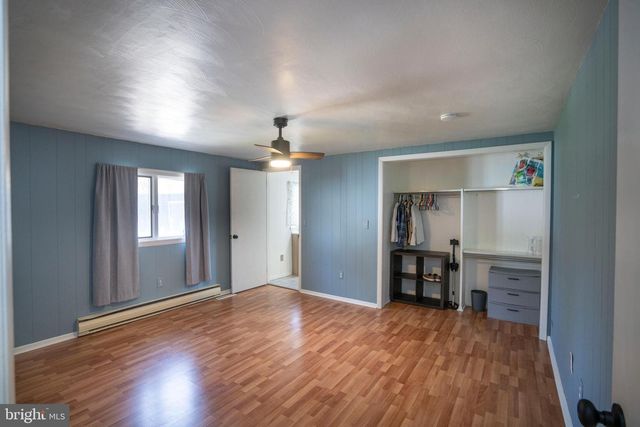 17 SUNSET RD, Lewistown, PA 17044