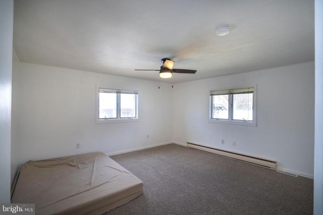 17 SUNSET RD, Lewistown, PA 17044