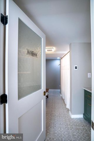 17 SUNSET RD, Lewistown, PA 17044