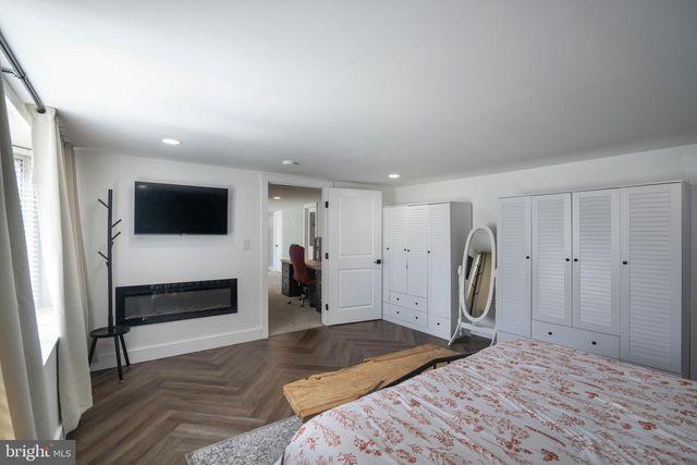 17 SUNSET RD, Lewistown, PA 17044