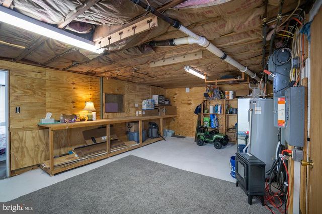 17 SUNSET RD, Lewistown, PA 17044