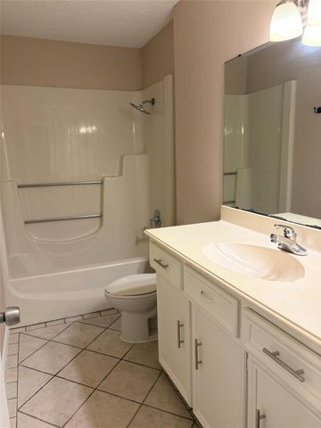 13351 Hollypark Drive, Houston, TX 77015