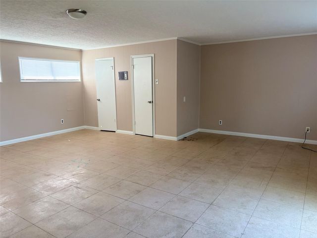 13351 Hollypark Drive, Houston, TX 77015
