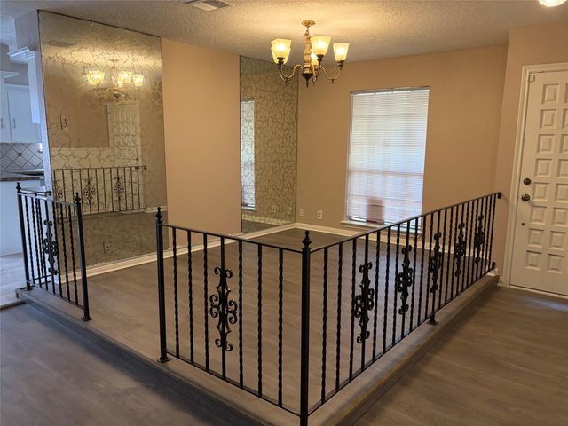 13351 Hollypark Drive, Houston, TX 77015