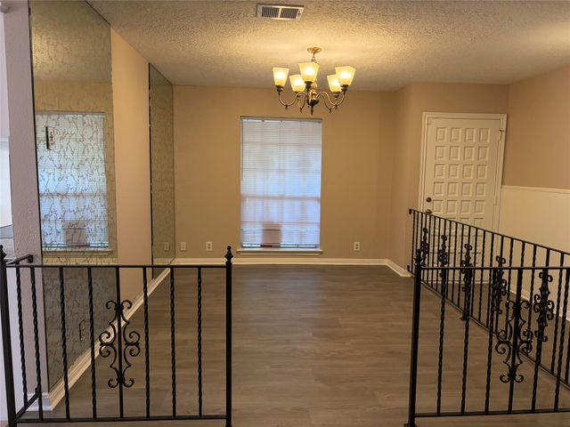 13351 Hollypark Drive, Houston, TX 77015