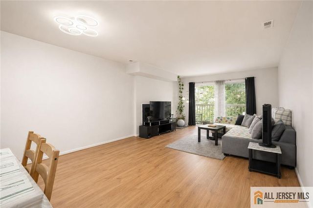 2403 Jesse Way 2403, Piscataway, NJ 08854