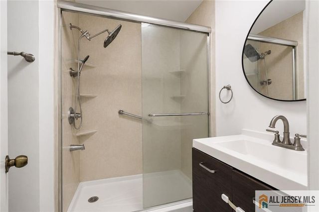 2403 Jesse Way 2403, Piscataway, NJ 08854