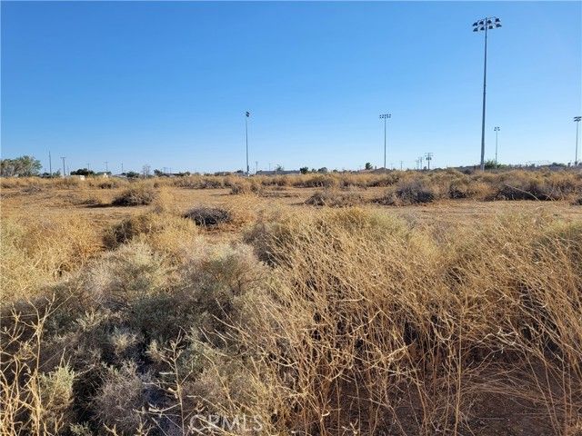 7272 Heather Avenue, California City, CA 93505