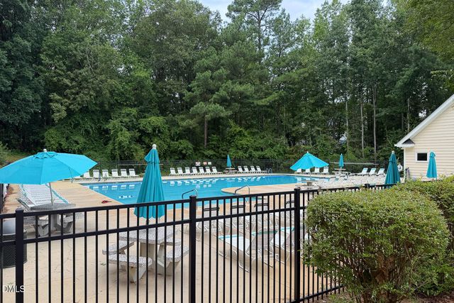 101 Goose Rock, Holly Springs, NC 27540