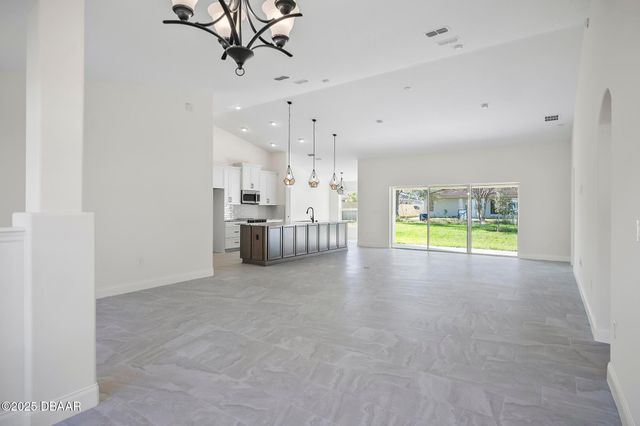 10 Renworth Place, Palm Coast, FL 32164