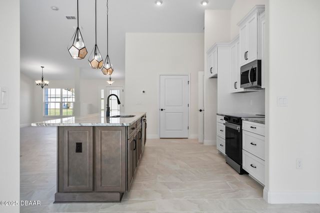 10 Renworth Place, Palm Coast, FL 32164