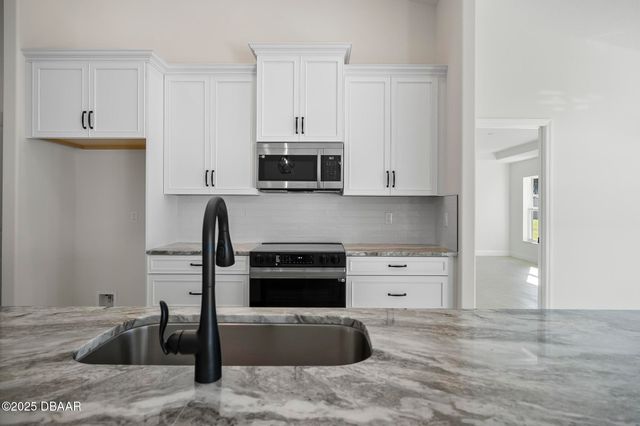 10 Renworth Place, Palm Coast, FL 32164