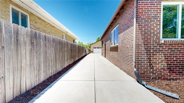 775 Ivanhoe Street, Denver, CO 80220