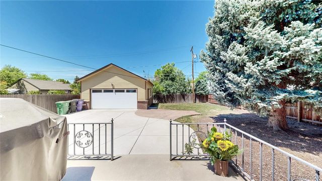 775 Ivanhoe Street, Denver, CO 80220
