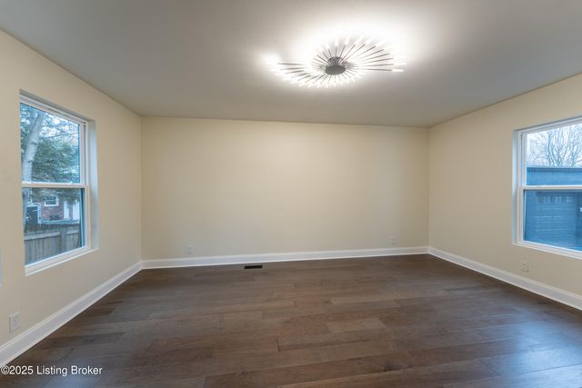 4435 Taylorsville Rd, Louisville, KY 40220