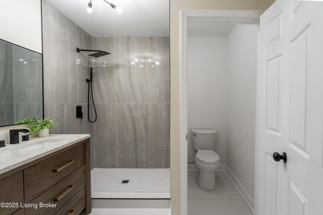 4435 Taylorsville Rd, Louisville, KY 40220