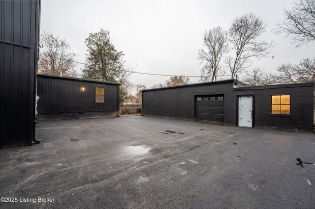 4435 Taylorsville Rd, Louisville, KY 40220