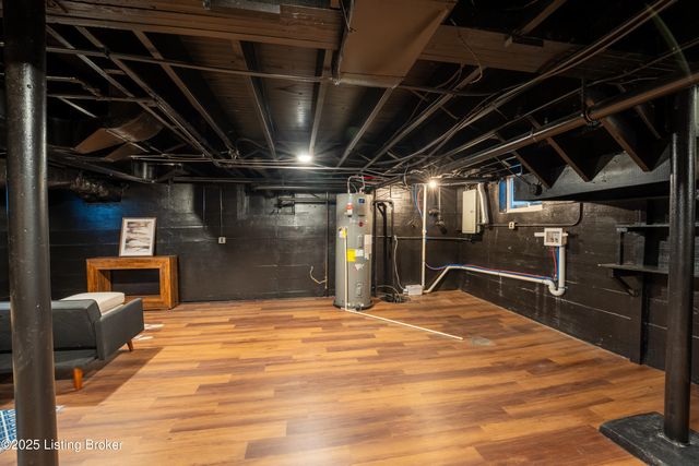 4435 Taylorsville Rd, Louisville, KY 40220