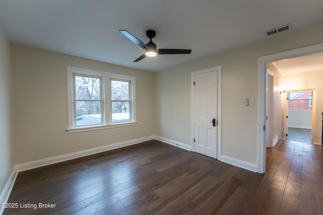 4435 Taylorsville Rd, Louisville, KY 40220