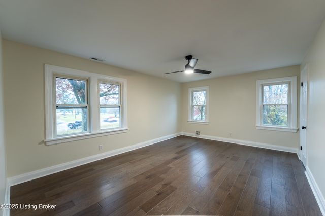 4435 Taylorsville Rd, Louisville, KY 40220