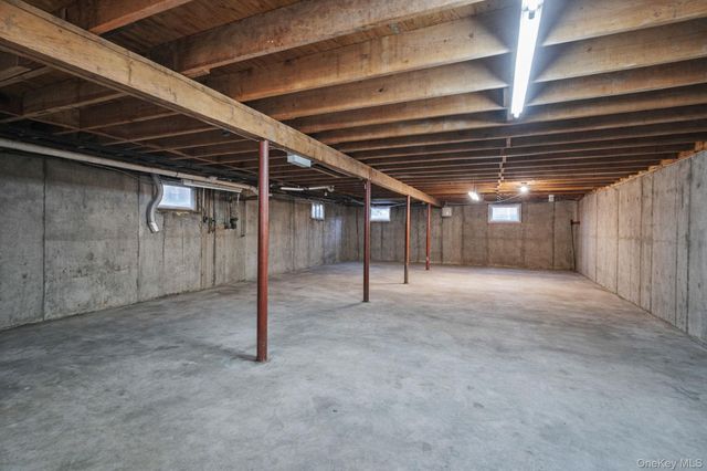 125 Lower Sheep Pasture Road, East Setauket, NY 11733