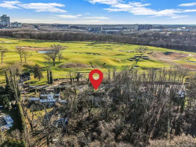 125 Lower Sheep Pasture Road, East Setauket, NY 11733