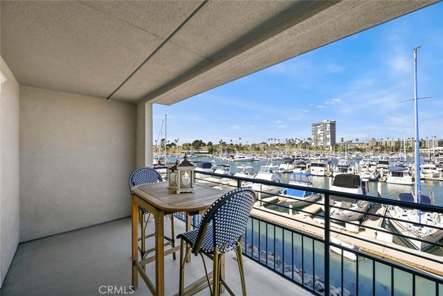 1202 N Pacific Street 206B, Oceanside, CA 92054