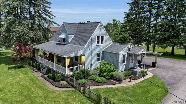 720 Aurora Street, Lancaster, NY 14086