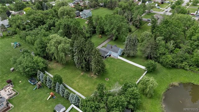 720 Aurora Street, Lancaster, NY 14086