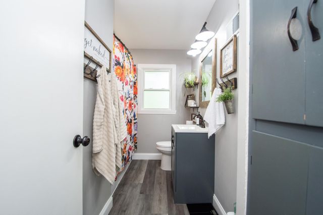 921 9th Street N, Moorhead, MN 56560