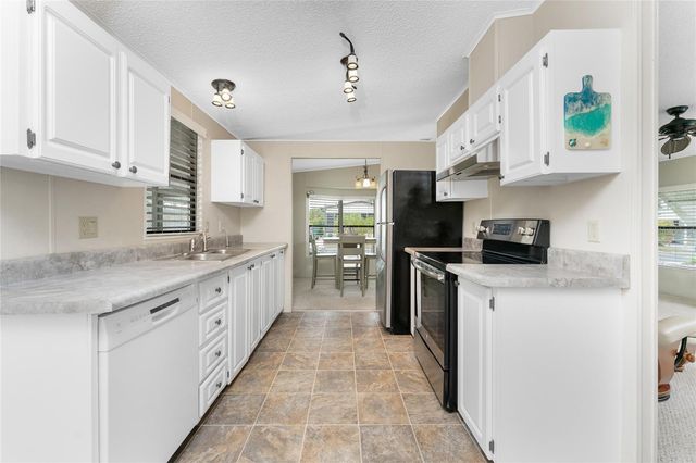 45 TURTLE BAY CIRCLE, Englewood, FL 34224