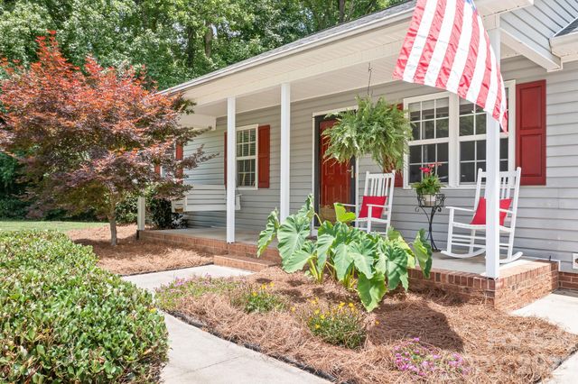 218 Vernon Street, Cherryville, NC 28021