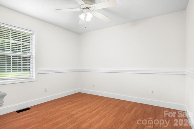 218 Vernon Street, Cherryville, NC 28021
