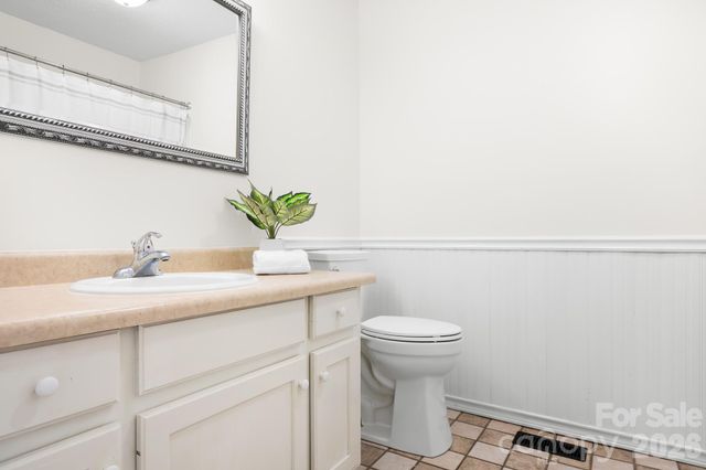 218 Vernon Street, Cherryville, NC 28021