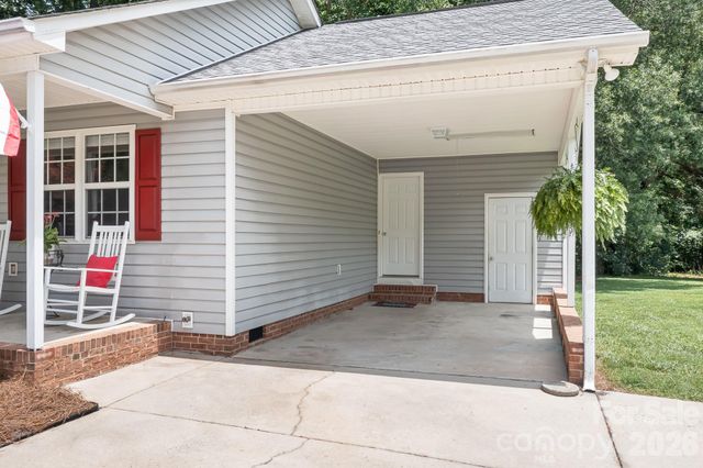 218 Vernon Street, Cherryville, NC 28021