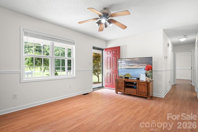 218 Vernon Street, Cherryville, NC 28021